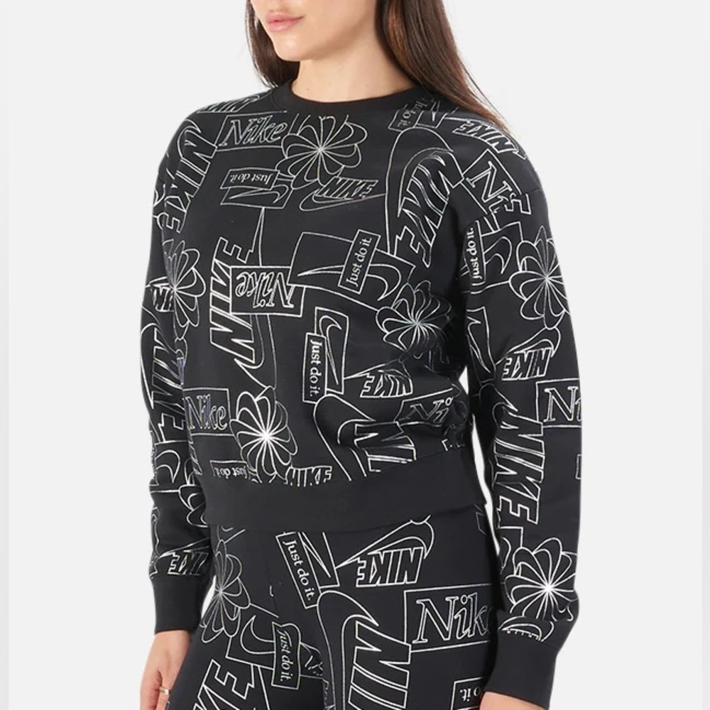 NIKE ICON CLASH CREW oversized SWEATSHIRT Black & Silver Woman’s Medium